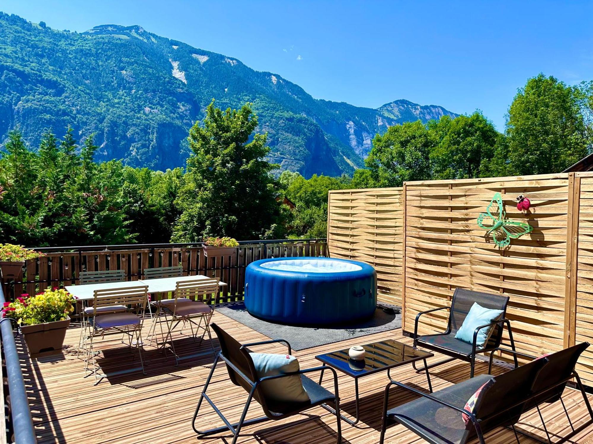Le Dune Logement Le Bourg-dʼOisans Exteriér fotografie